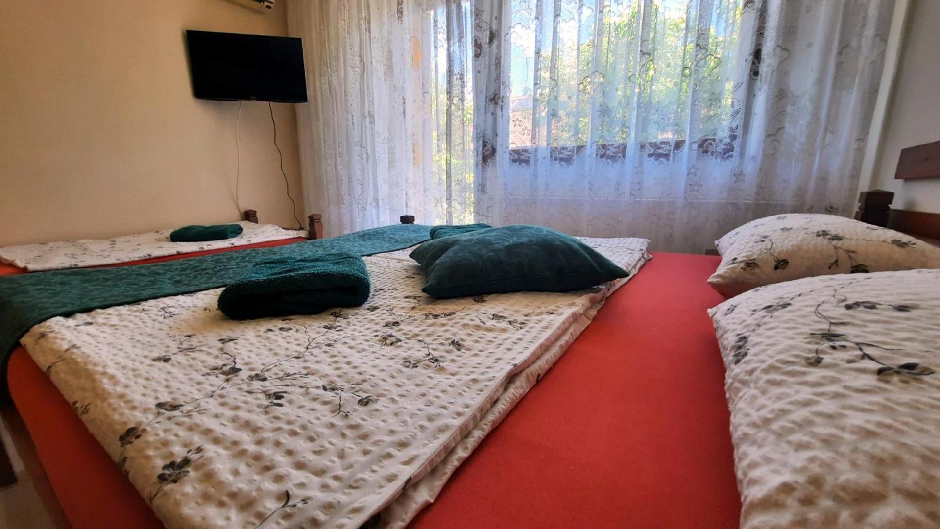 Bed & Breakfast Sarokhaz Panzio 3*