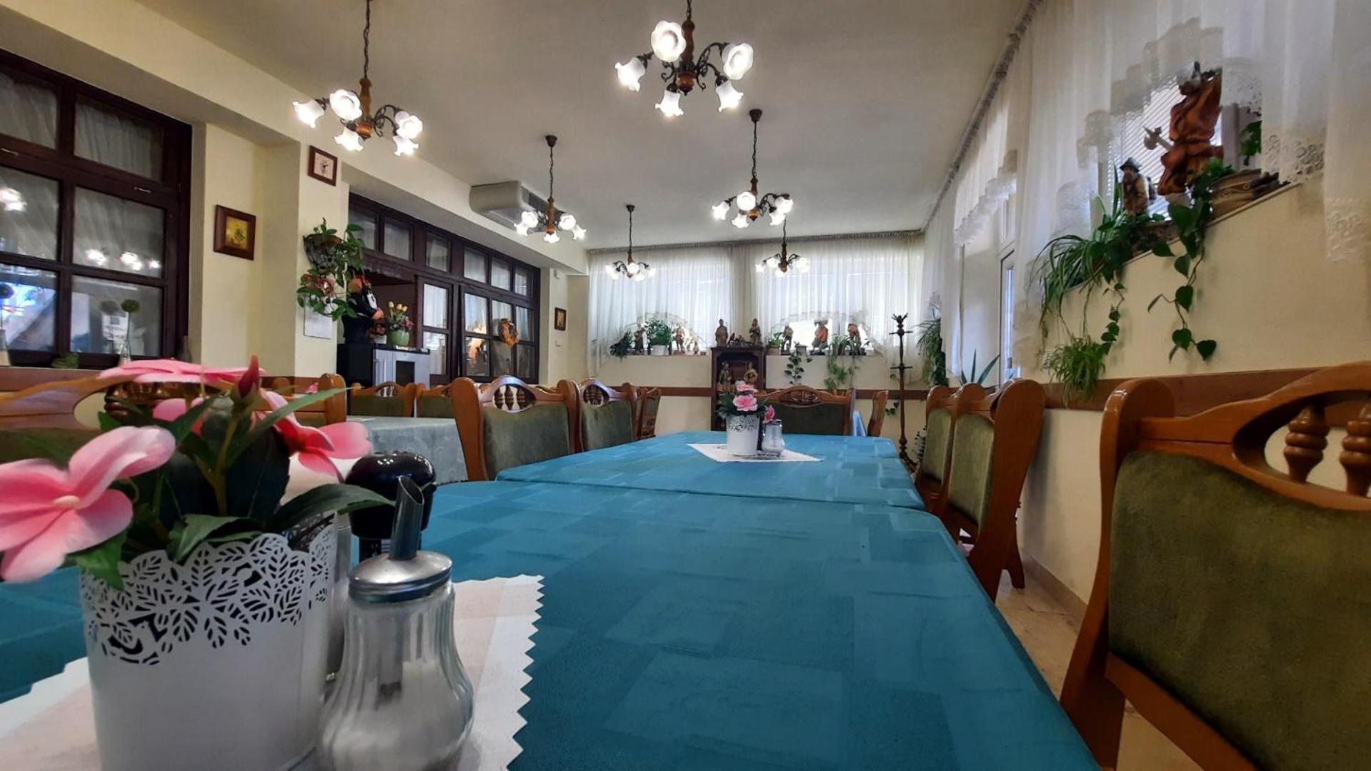 Sarokhaz Panzio 3* Vecsés