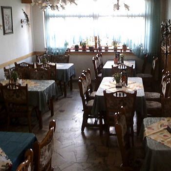 Sarokhaz Panzio 3*
